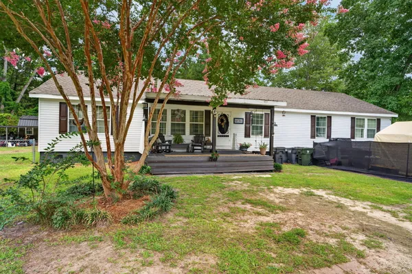 $404,000 | 146 Glen Street, Summerville, SC 29483