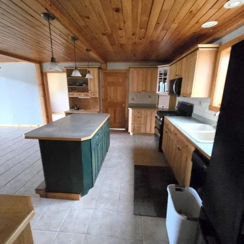 $549,900 | 196 Hudson Drive, Wheelock, VT 05851