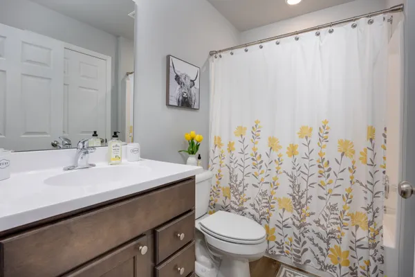 $1,825,000 | 546 Sunrise Drive, Spring Green, WI 53588