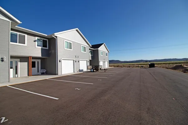 $1,825,000 | 546 Sunrise Drive, Spring Green, WI 53588