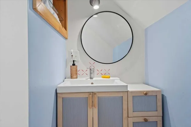 $599,000 | 193 Nichewaug Road, Petersham, MA 01366