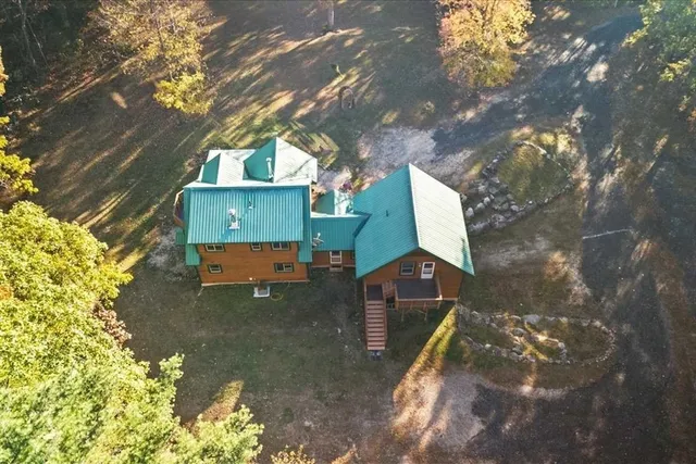 $599,000 | 193 Nichewaug Road, Petersham, MA 01366