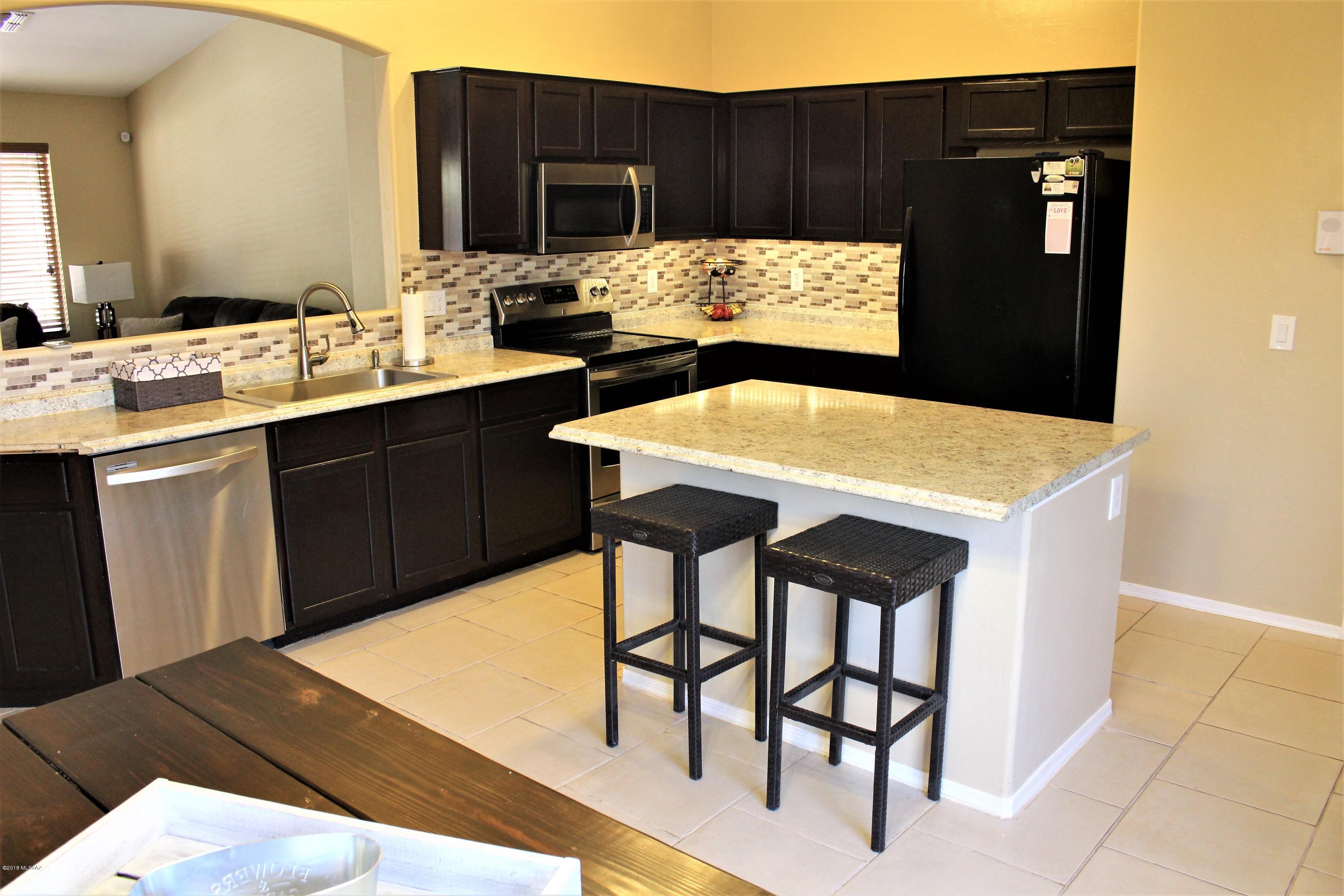 7255 West Maple Ridge Drive Tucson, AZ 85743 - Photo 14 of 45 Gallery Image 14