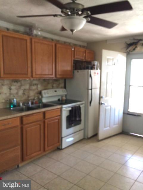 525 Compass Road East Middle River, MD 21220 - Photo 5 of 21 Kitchen