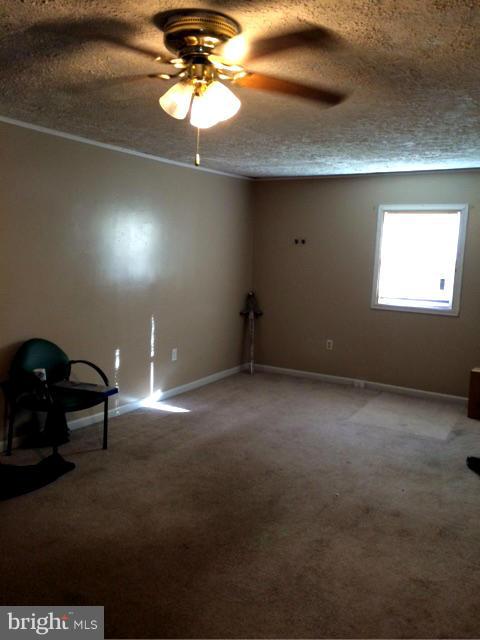 525 Compass Road East Middle River, MD 21220 - Photo 7 of 21 Living Room