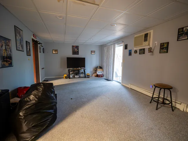 $364,900 | 5 Windy Ridge Place, Unit 5, Waterford, CT 06385