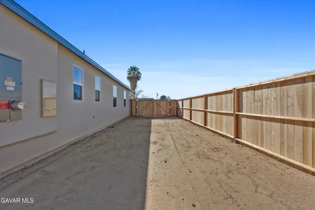 $340,000 | 9701 Susan Avenue, California City, CA 93505