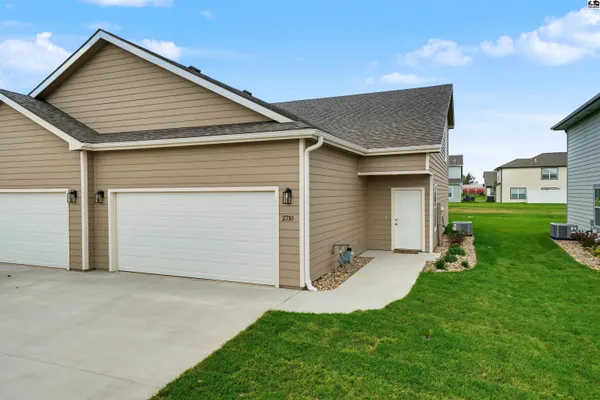 $249,000 | 2710 Amelia Lane, Salina, KS 67401