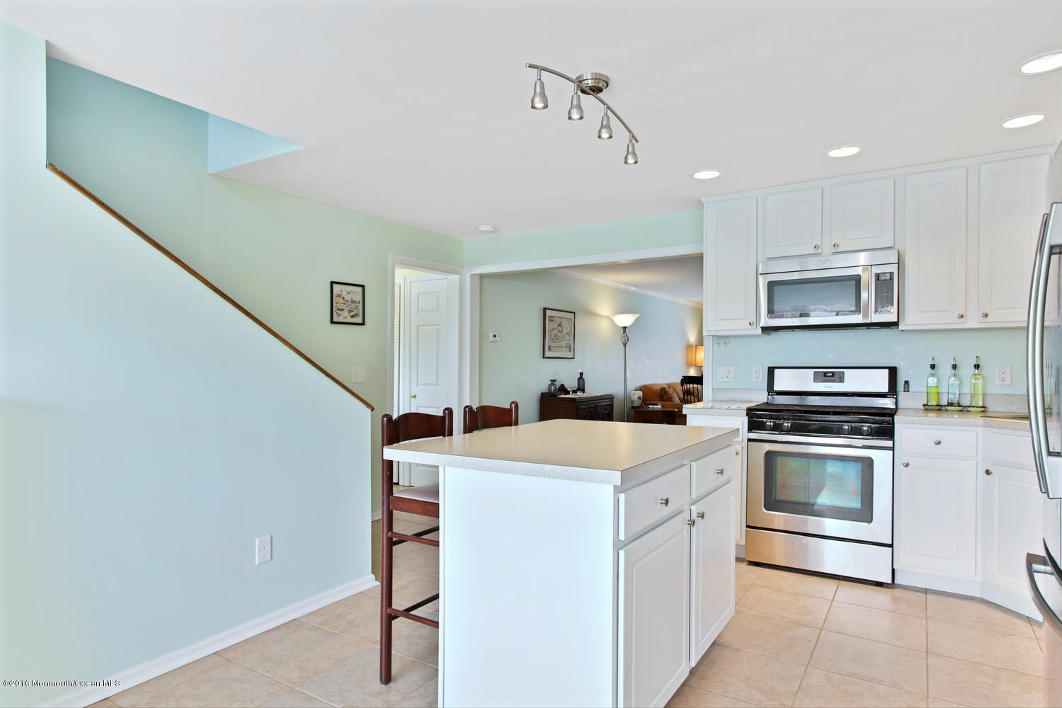 722 Drum Point Road Brick, NJ 08723 - Photo 10 of 28 a kitchen that has a sink and a stove in it