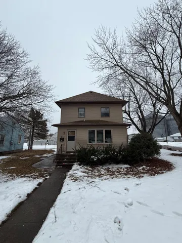 $169,900 | 402 East Flynn Street, Redwood Falls, MN 56283