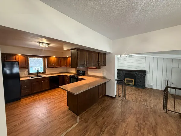 $169,900 | 402 East Flynn Street, Redwood Falls, MN 56283