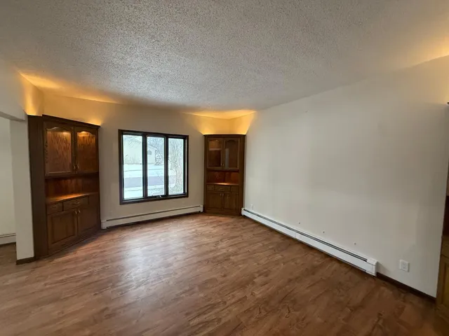 $169,900 | 402 East Flynn Street, Redwood Falls, MN 56283