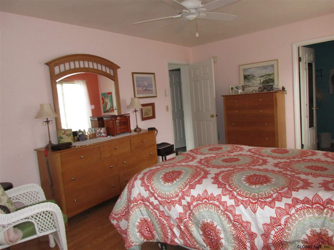 21 Leaf Road Bethlehem, NY 12054 - Photo 12 of 20 Photo 12