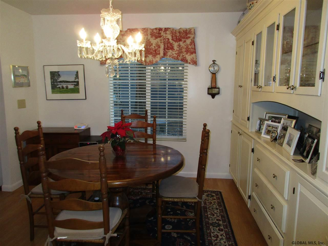 21 Leaf Road Bethlehem, NY 12054 - Photo 5 of 20 Photo 5
