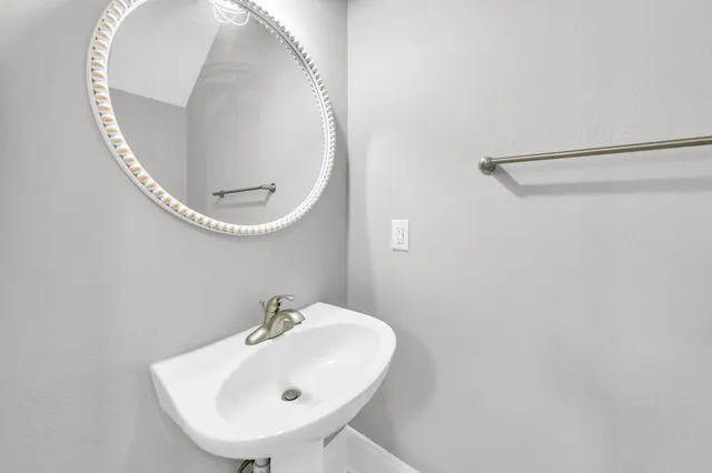 $2,200 | 59 Talon Court, Santa Rosa Beach, FL 32459