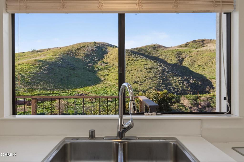 4149 Foothill Road Ventura, CA 93003 - Photo 35 of 76