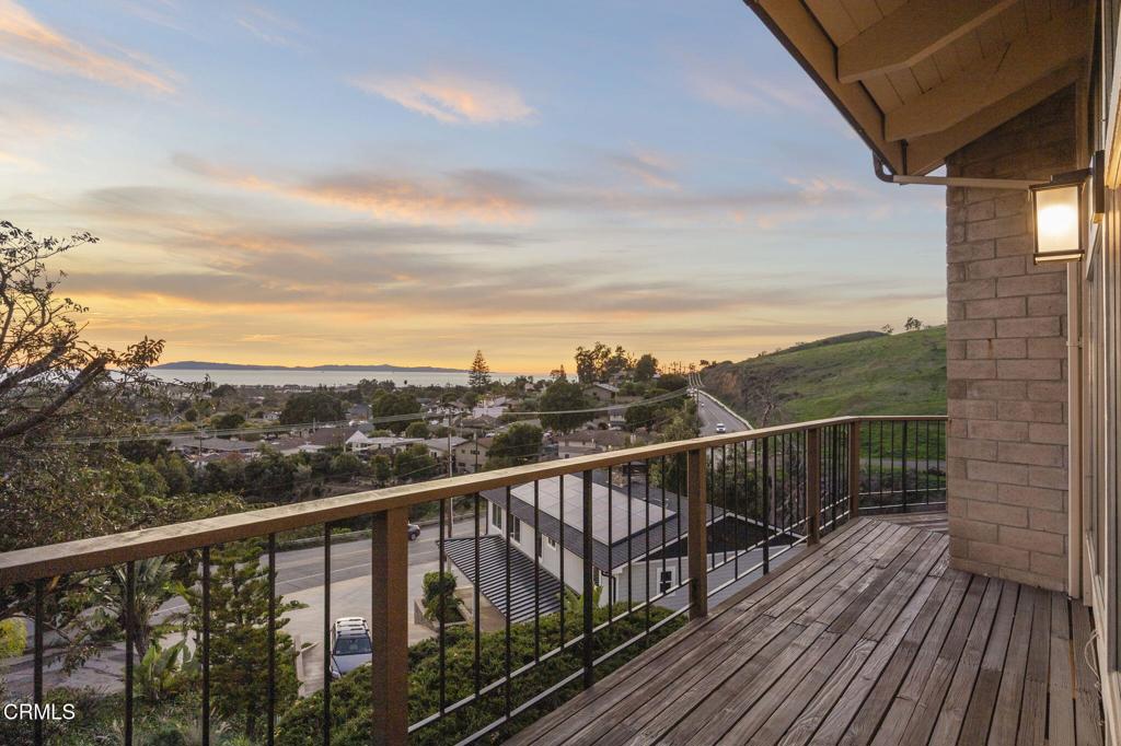 4149 Foothill Road Ventura, CA 93003 - Photo 8 of 76