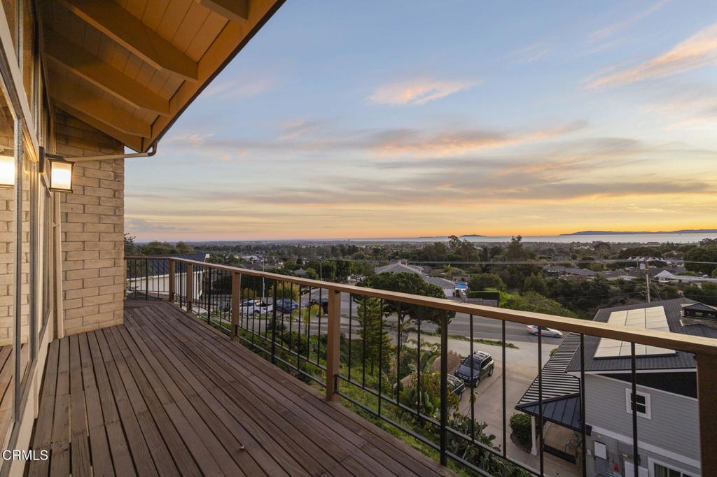 4149 Foothill Road Ventura, CA 93003 - Photo 9 of 76