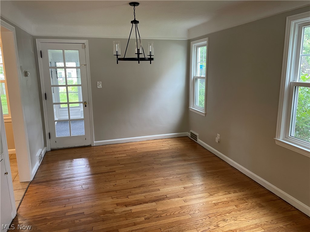 1292 Croyden Road Lyndhurst, OH 44124 - Photo 10 of 26