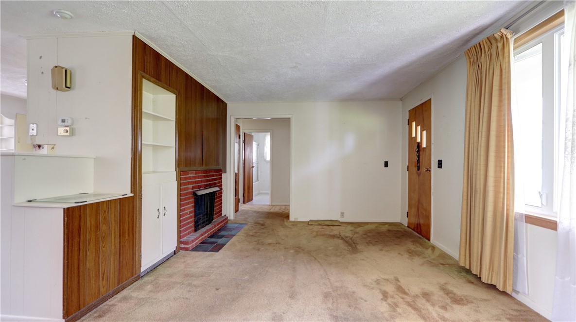 914 Waterloo Geneva Road Waterloo, NY 13165 - Photo 13 of 37