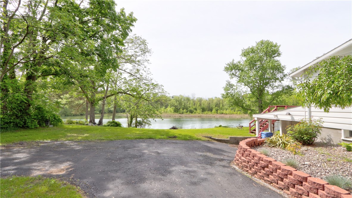 914 Waterloo Geneva Road Waterloo, NY 13165 - Photo 32 of 37