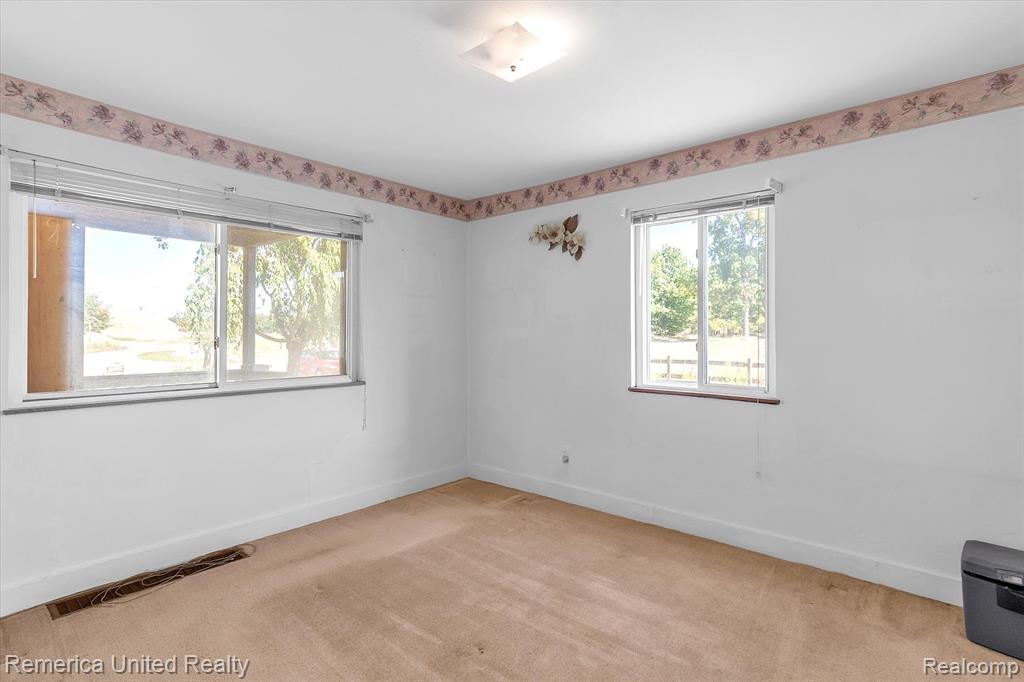 580 Wright Road Howell, MI 48843 - Photo 24 of 36
