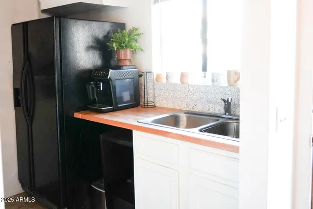 a close view of fireplace