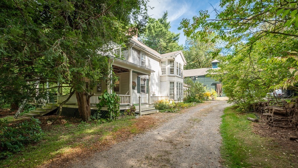3 Ipswich Road Boxford, MA 01921 - Photo 2 of 37 a view of a front of house with a yard