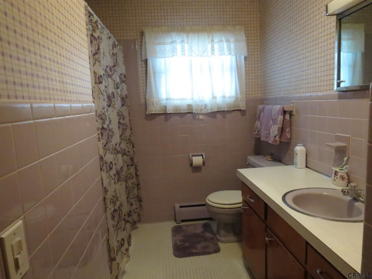 20 Malrick Road Troy, NY 12182 - Photo 14 of 25 Photo 14