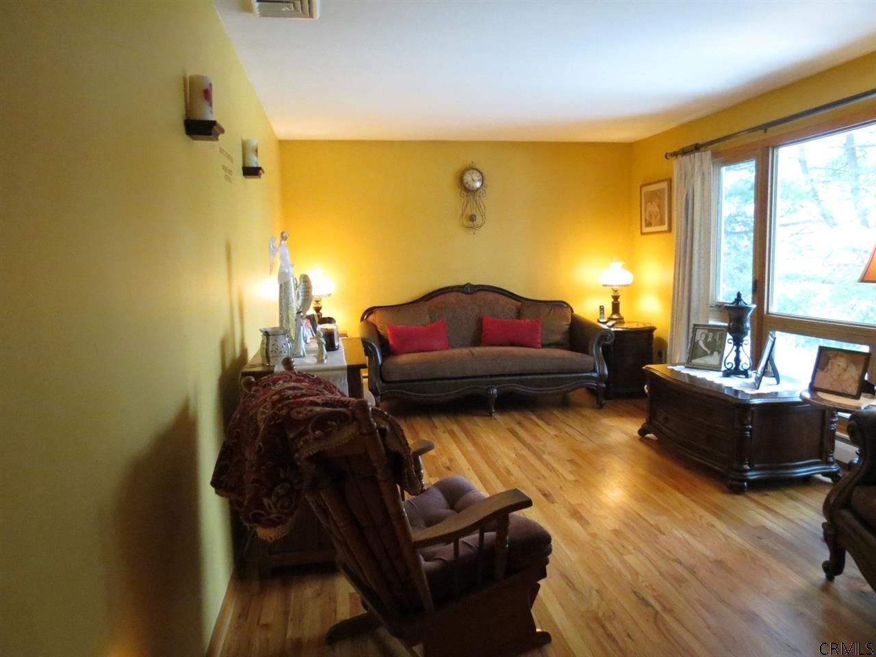 20 Malrick Road Troy, NY 12182 - Photo 3 of 25 Photo 3