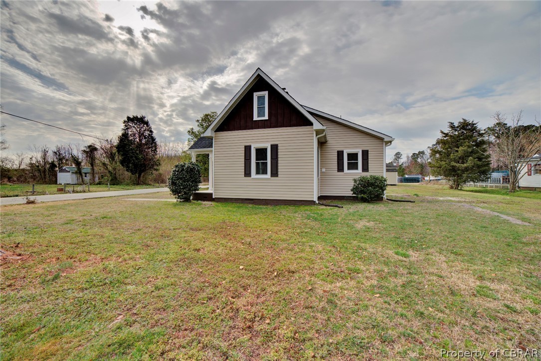 2494 Perrin Creek Road Hayes, VA 23072 - Photo 5 of 35 Gallery Image 5