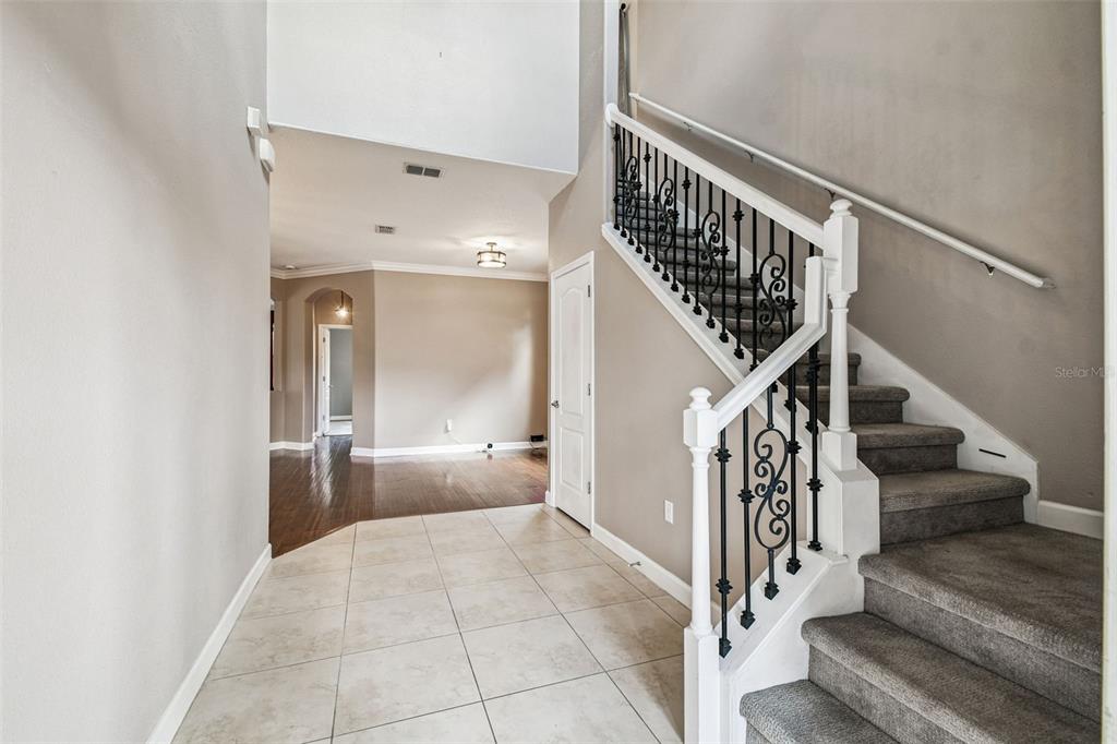 11737 Crestridge Loop New Port Richey, FL 34655 - Photo 14 of 100