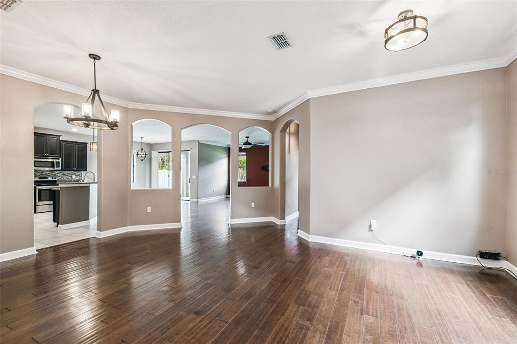 11737 Crestridge Loop New Port Richey, FL 34655 - Photo 15 of 100