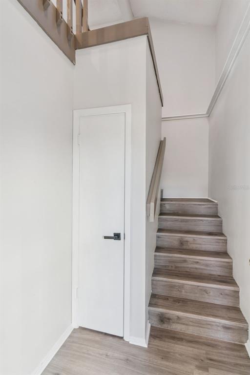 4449 Ring Neck Road, Unit C Orlando, FL 32808 - Photo 4 of 29 a view of entryway