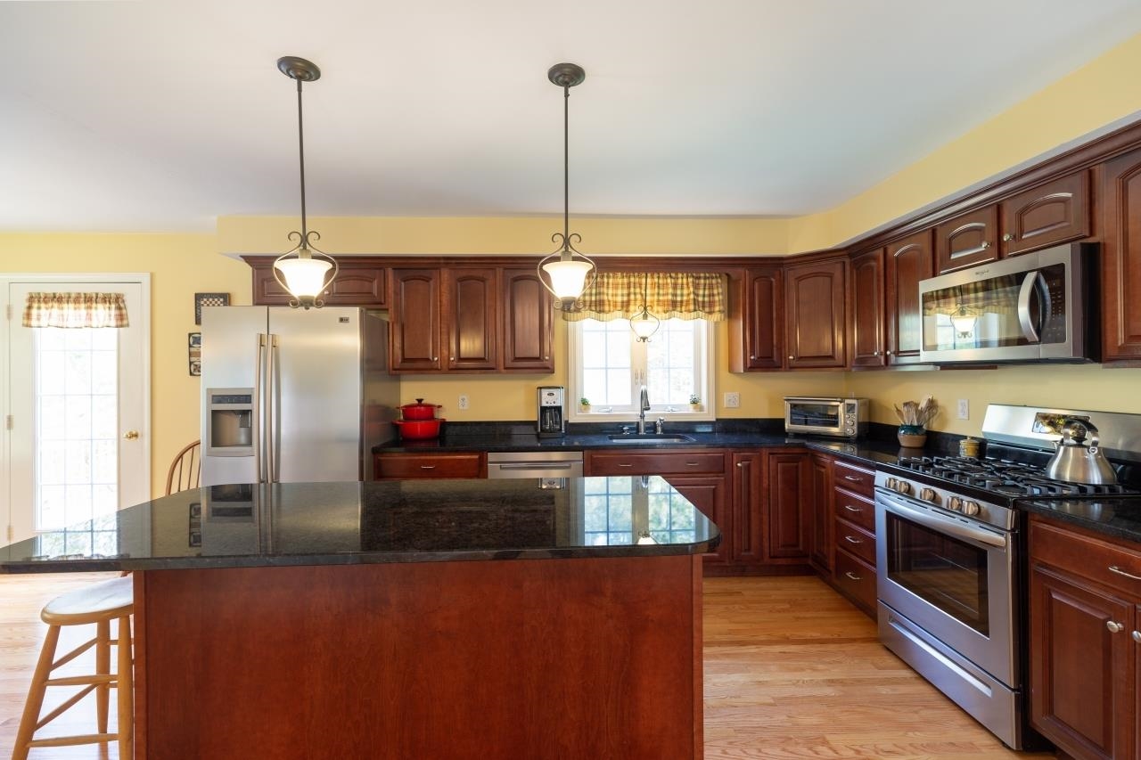213 New Boston Road Greenfield, NH 03047 - Photo 4 of 37 Gallery Image 4