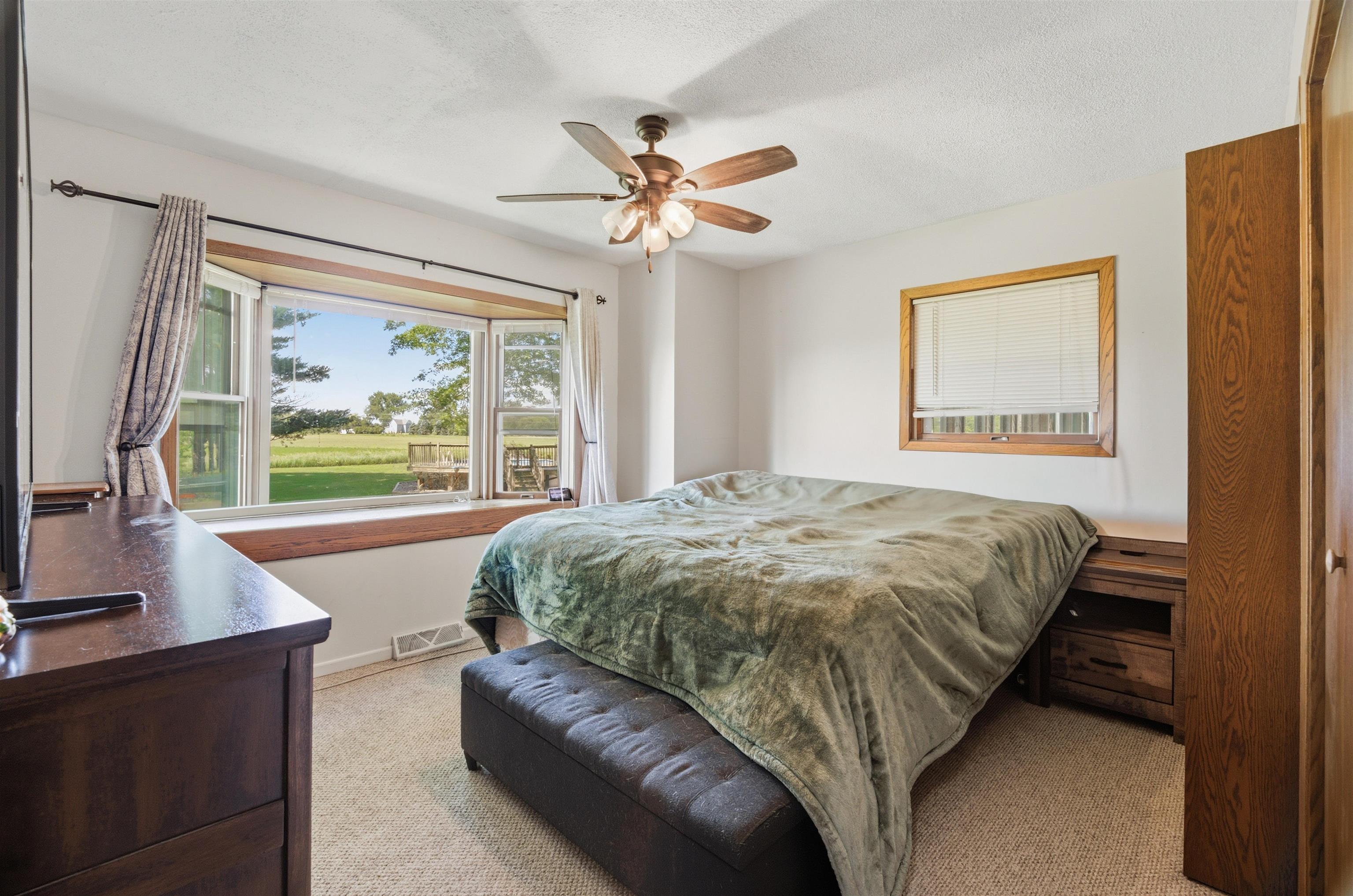 W10531 Roloff Road New London, WI 54961 - Photo 23 of 56