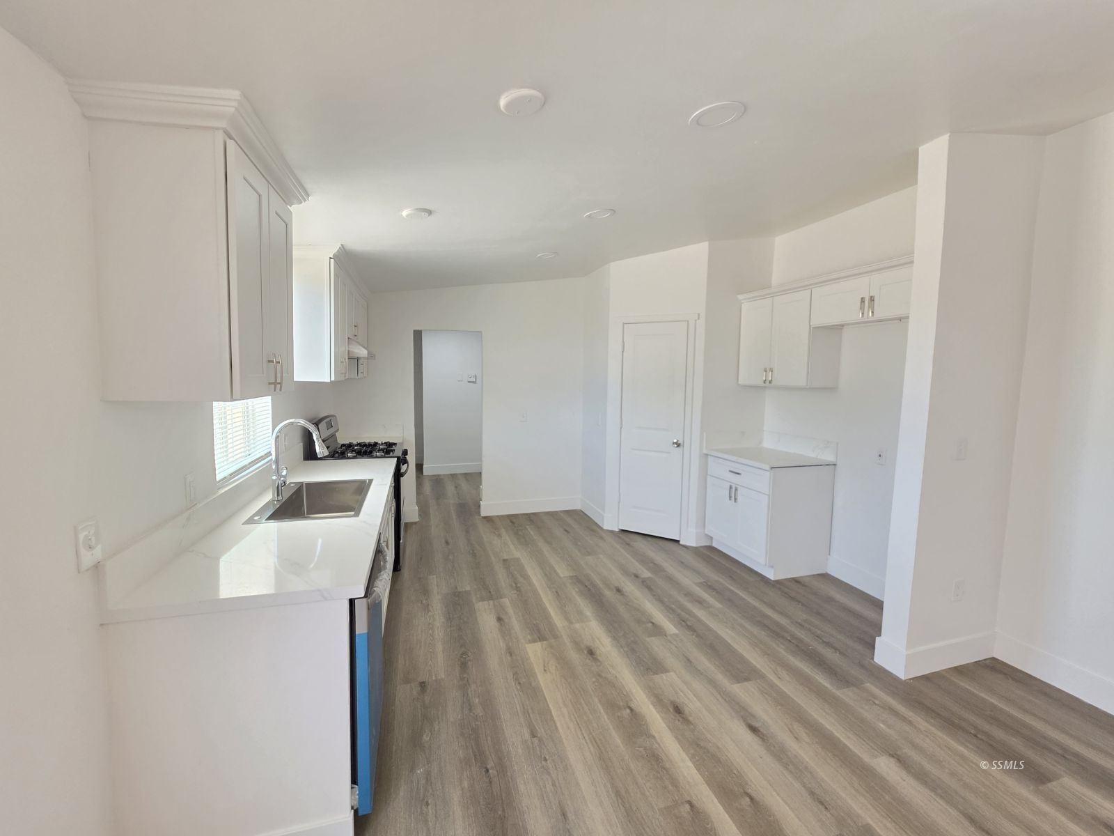 3761 Swallow Avenue Ridgecrest, CA 93555 - Photo 7 of 18