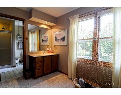 1000 Plum Tree Road Fox River Grove, IL 60021 - Photo 8 of 16