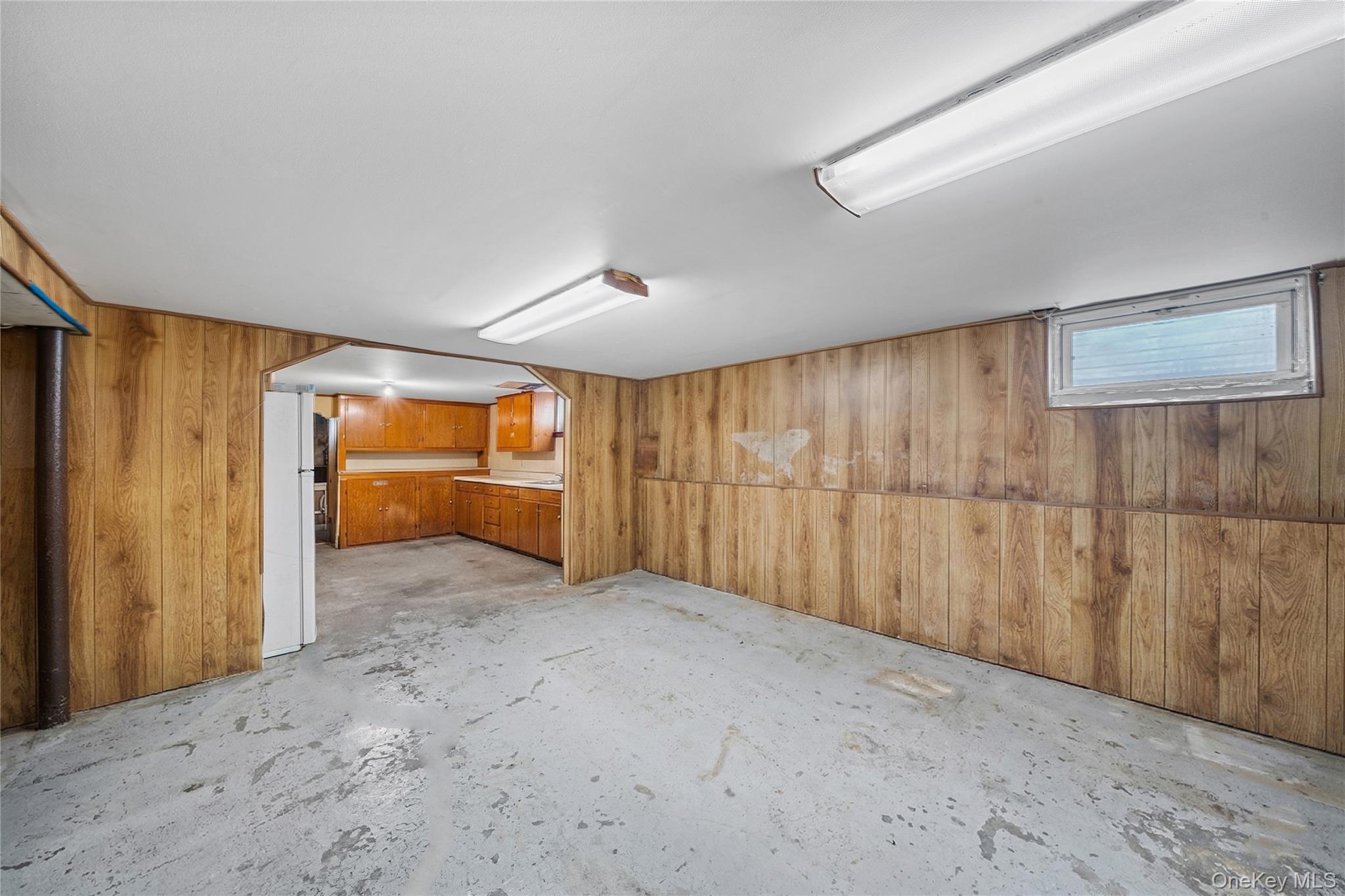 39-27 57th Street Queens, NY 11377 - Photo 20 of 35 a view of an empty room and closet area
