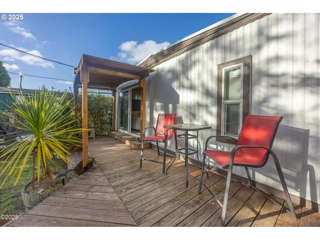 a view of outdoor space yard and patio