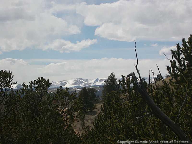 245 Osprey Road Como, CO 80432 - Photo 4 of 19 a view of a city