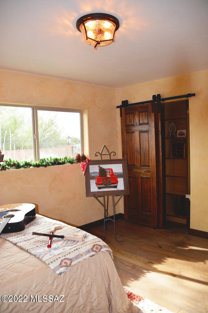 6241 North Valley View Road Tucson, AZ 85718 - Photo 14 of 40