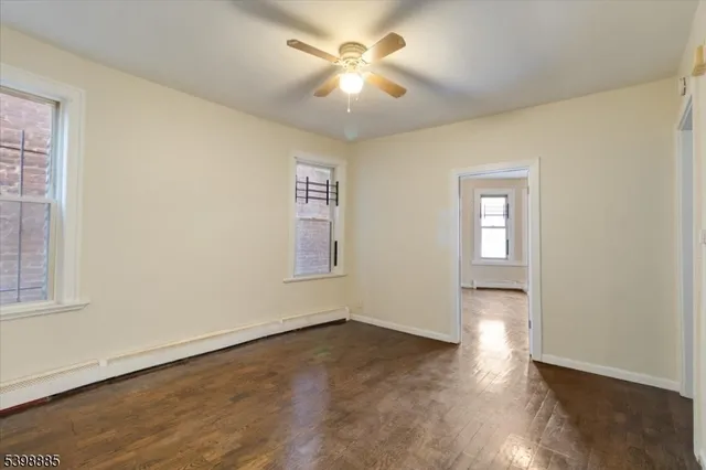 $2,100 | 422 Jelliff Avenue, Unit 1, Newark, NJ 07112