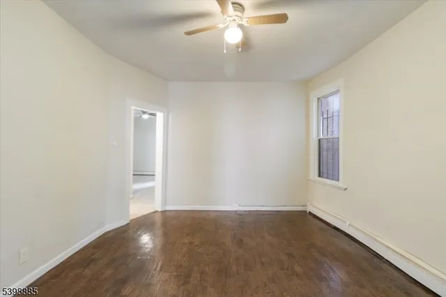 $2,100 | 422 Jelliff Avenue, Unit 1, Newark, NJ 07112