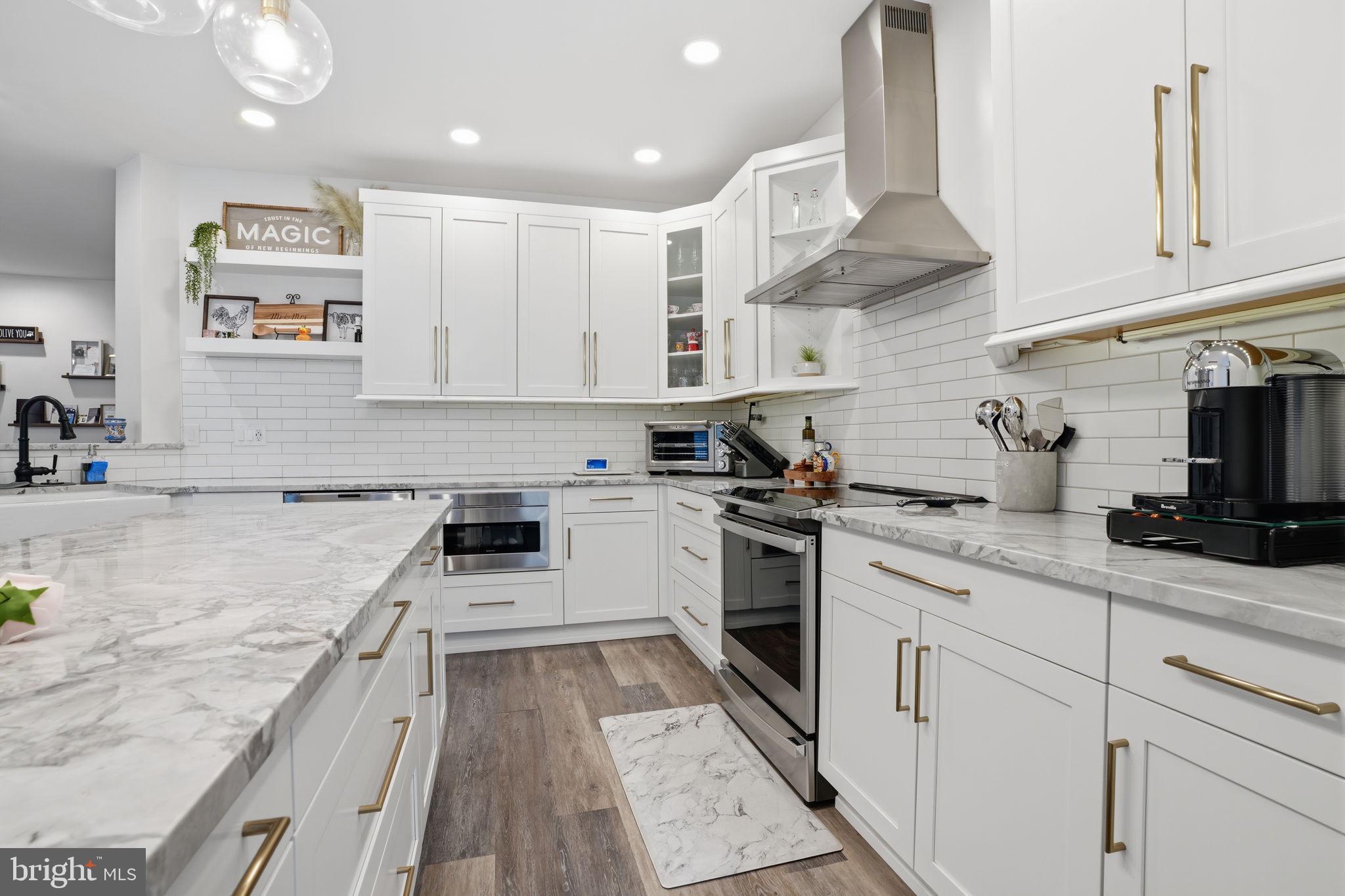 707 Abby Road Middletown, NJ 07748 - Photo 11 of 31 Kitchen