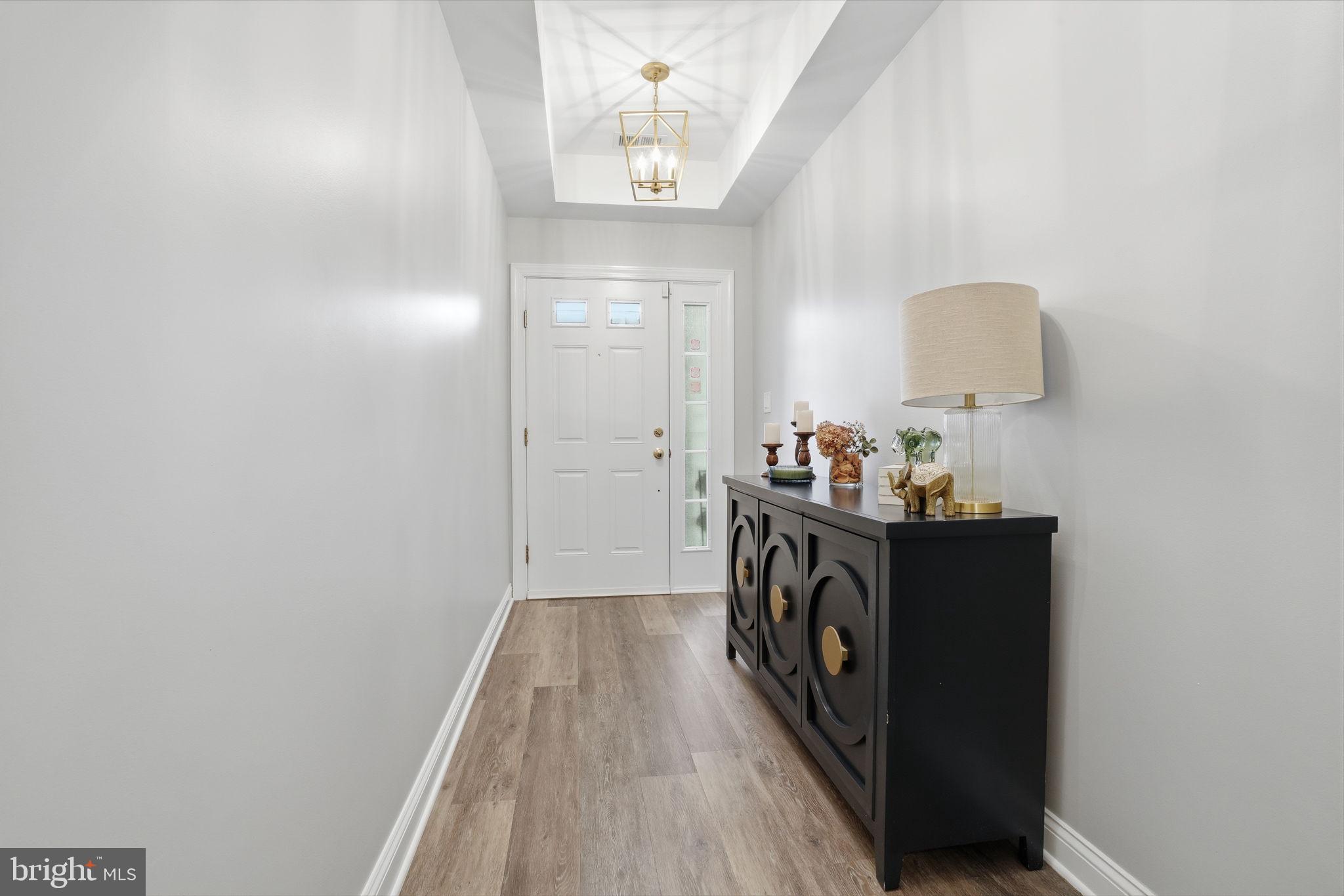 707 Abby Road Middletown, NJ 07748 - Photo 4 of 31 Front Hall