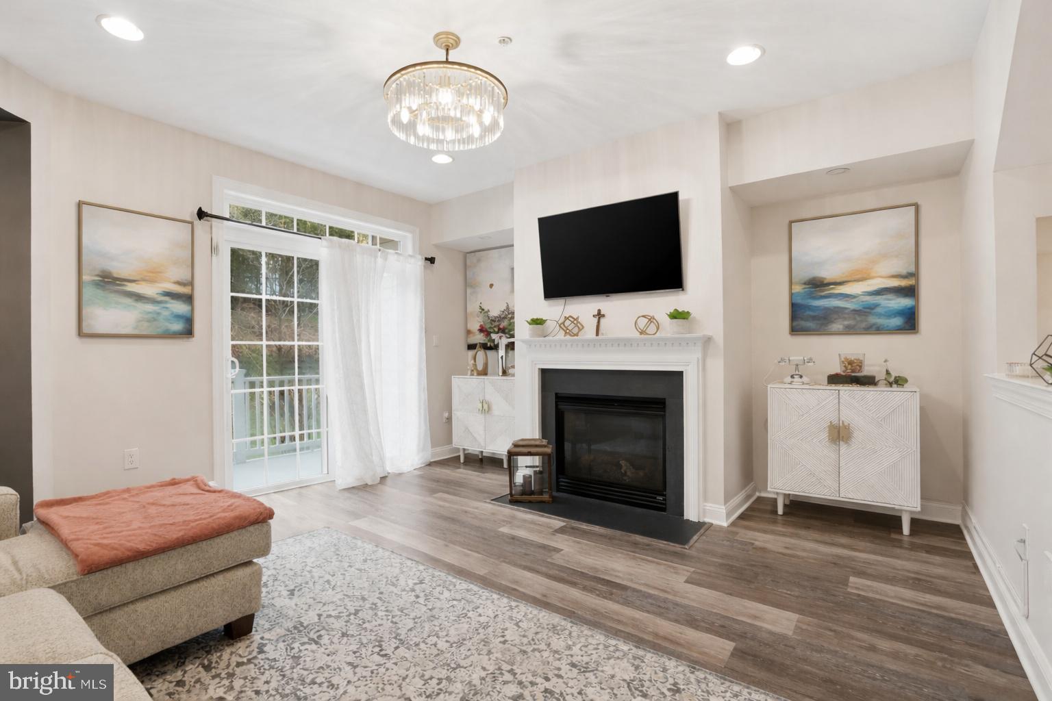 707 Abby Road Middletown, NJ 07748 - Photo 5 of 31 Family Room