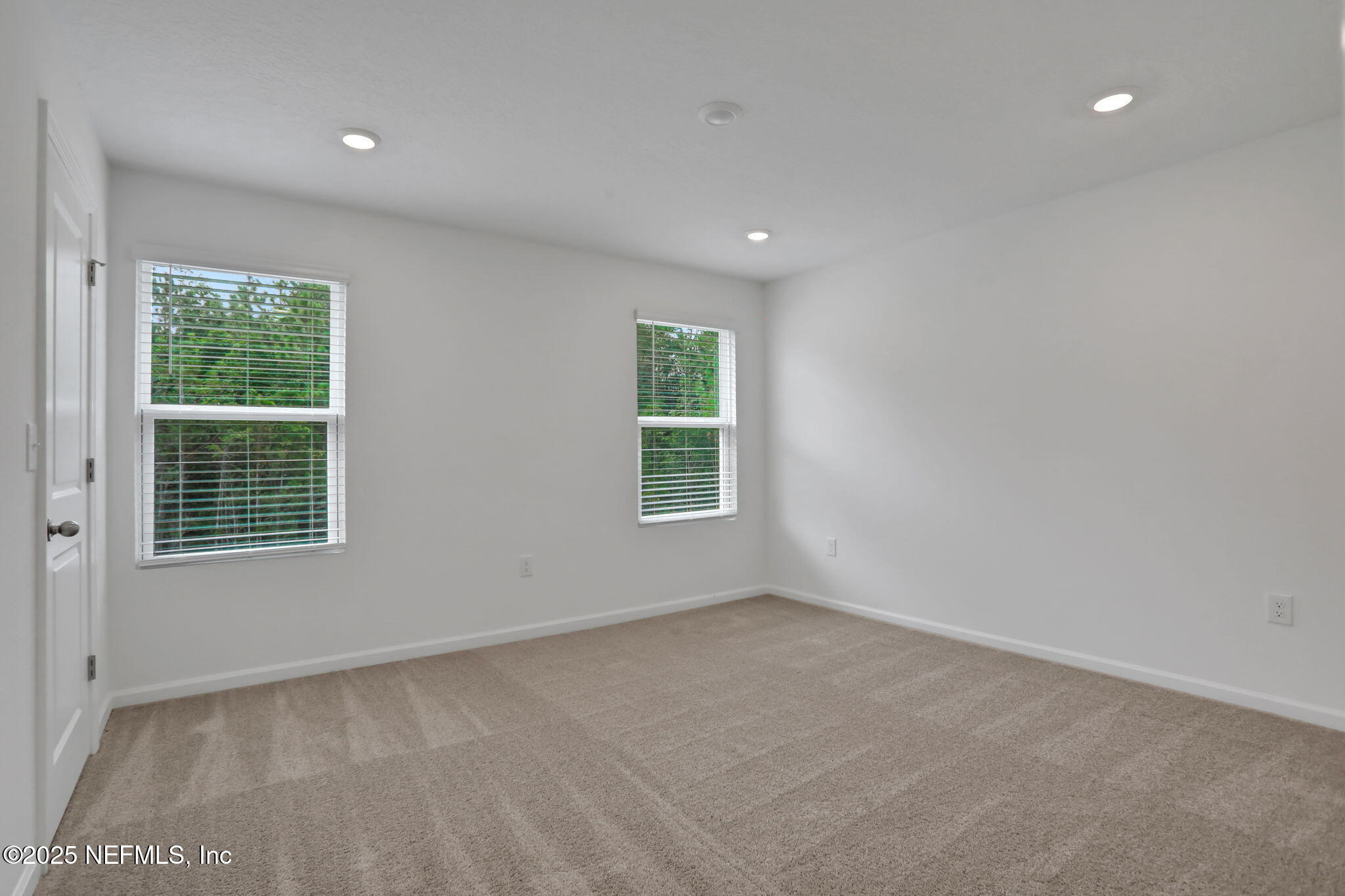 3765 Athenian Way Middleburg, FL 32068 - Photo 21 of 61 an empty room with a window