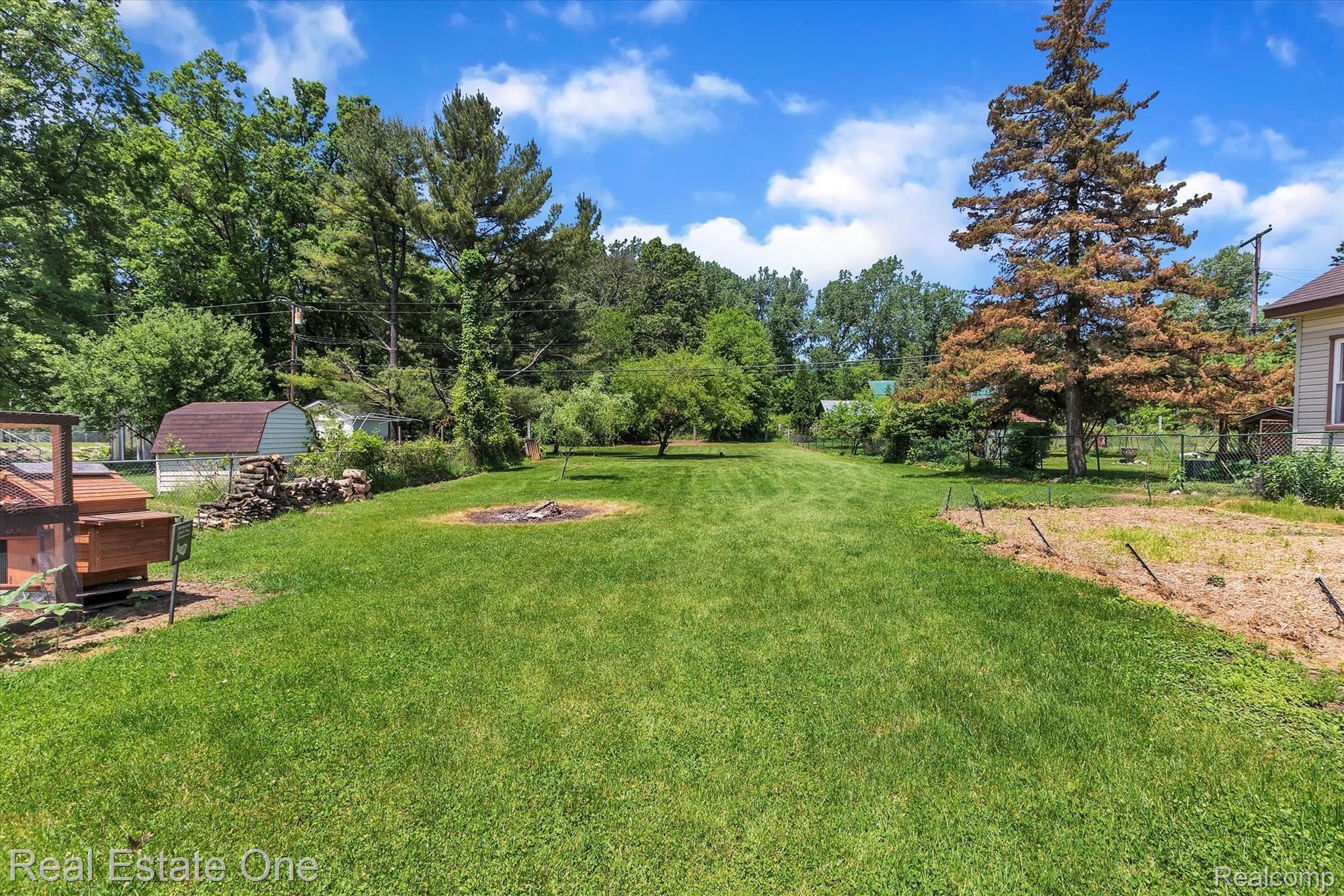 26110 King Road Romulus, MI 48174 - Photo 36 of 52 36-26110-King-Rd-WindowStill-Real-Estate-Photography-36.jpg