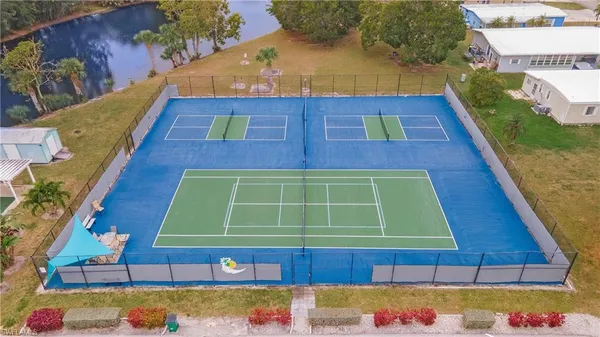 a view of an buildings with a swimming pool